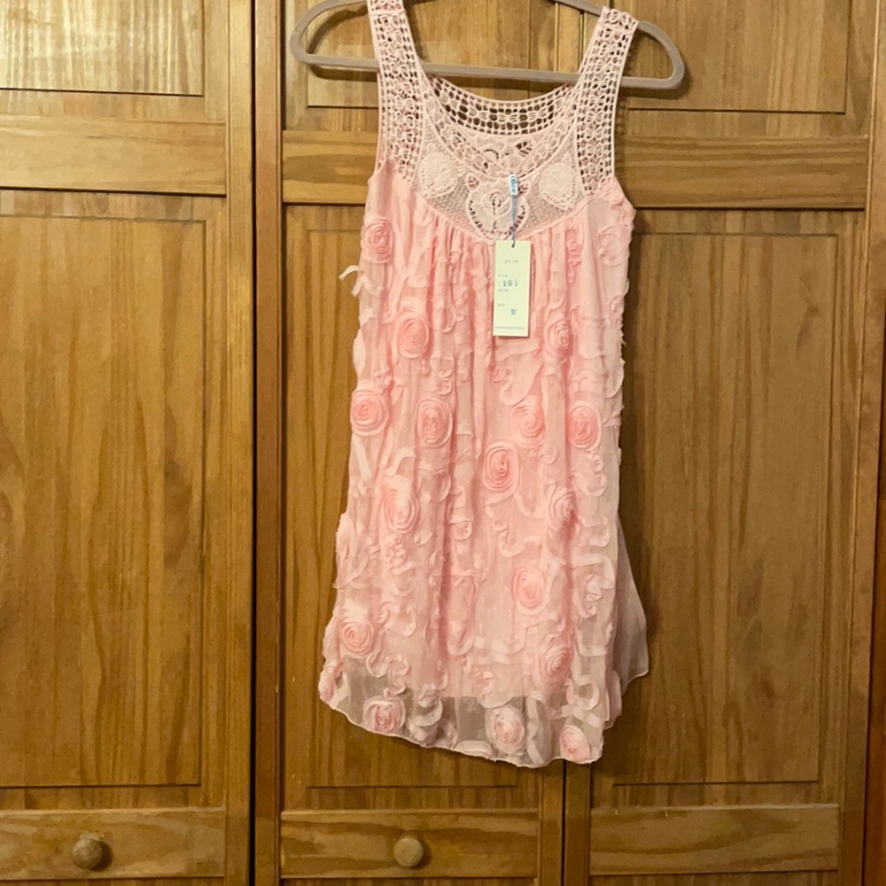 Local boutique, brand new pink floral dress
